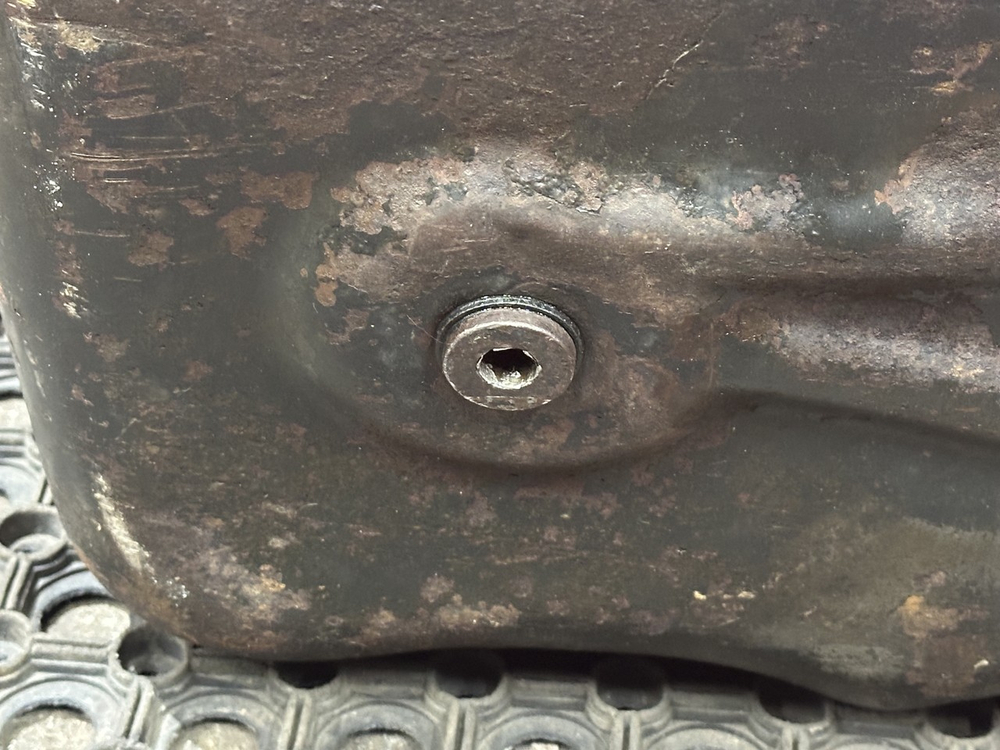 Поддон масляный двигателя