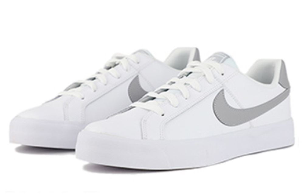 Кроссовки Nike Court Royale
