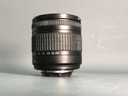 Nikon 28-200mm f/3.5-5.6G ED-IF AF Nikkor.