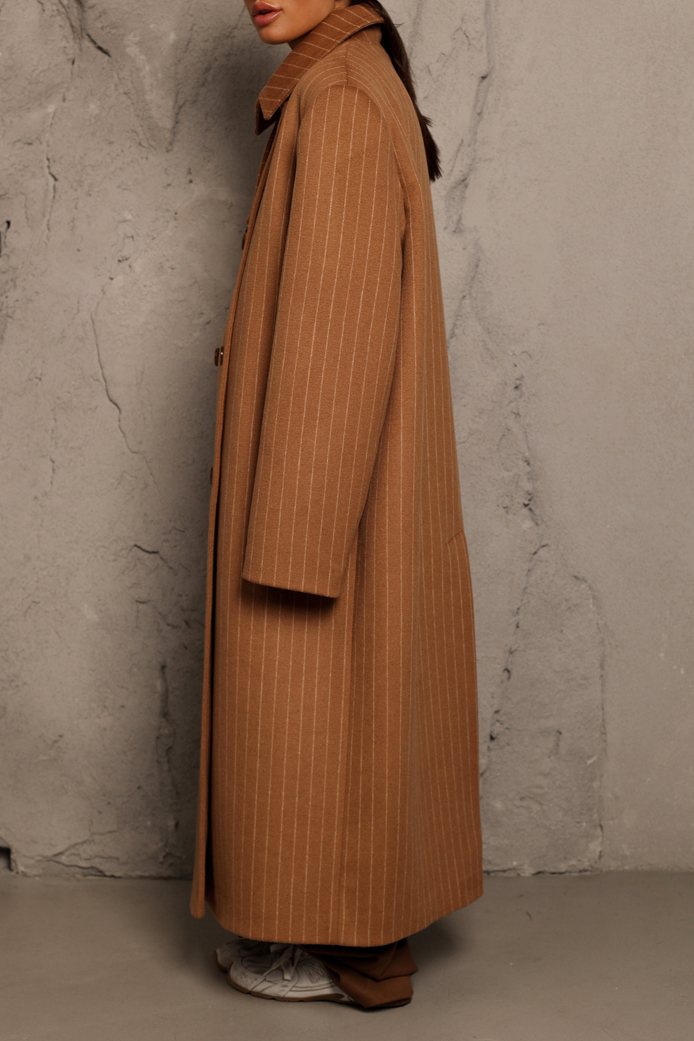 Двубортное пальто