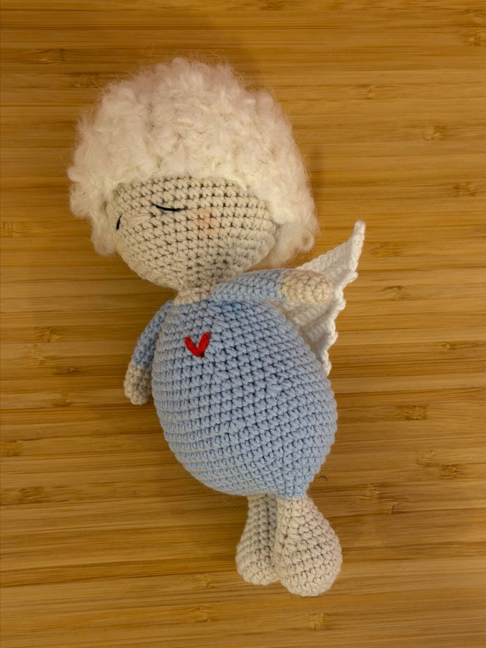 Ангел вязаный, Голубой