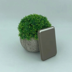 Картхолдер iPhone Leather Wallet MagSafe с лого