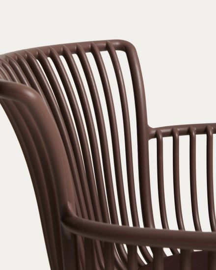 Уличный стул Surpika из пластика и коричневой стали