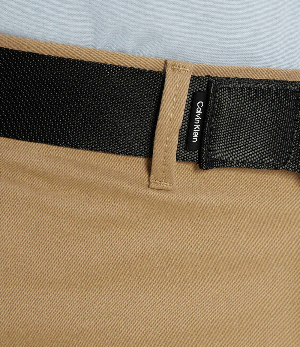 Чиносы + пояс MODERN TWILL Calvin Klein - светло-коричневый(K10K110979)