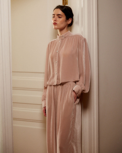 Комплект: блуза и брюки из шелкового бархата розовый