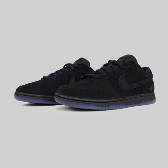 Кроссовки Nike x Undefeated Dunk Low SP артикул:DO9329-001 - купить в магазине Дайс