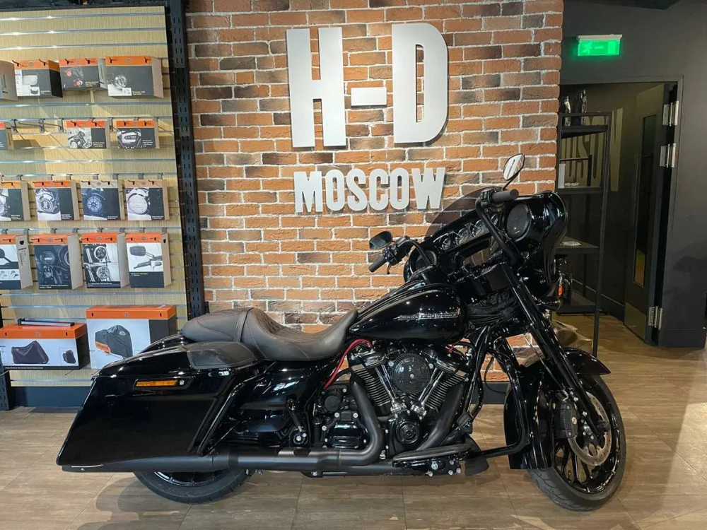 Harley-Davidson Street Glide, 2018