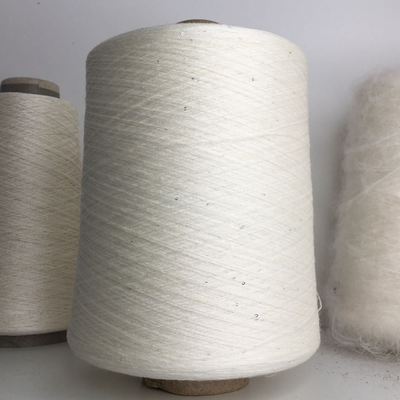 TRANSFORMARE ; 50% кашемир, 50% PVA, нанопайетки 1мм; 2500м/100гр; цвет: белый с серебристыми пайетками. есть мал. бобинка 156гр.