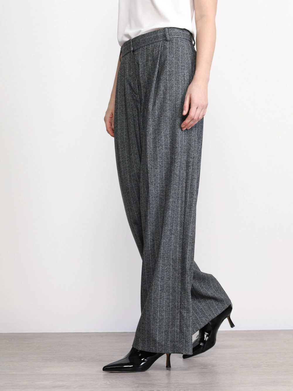 Брюки из полиэстера