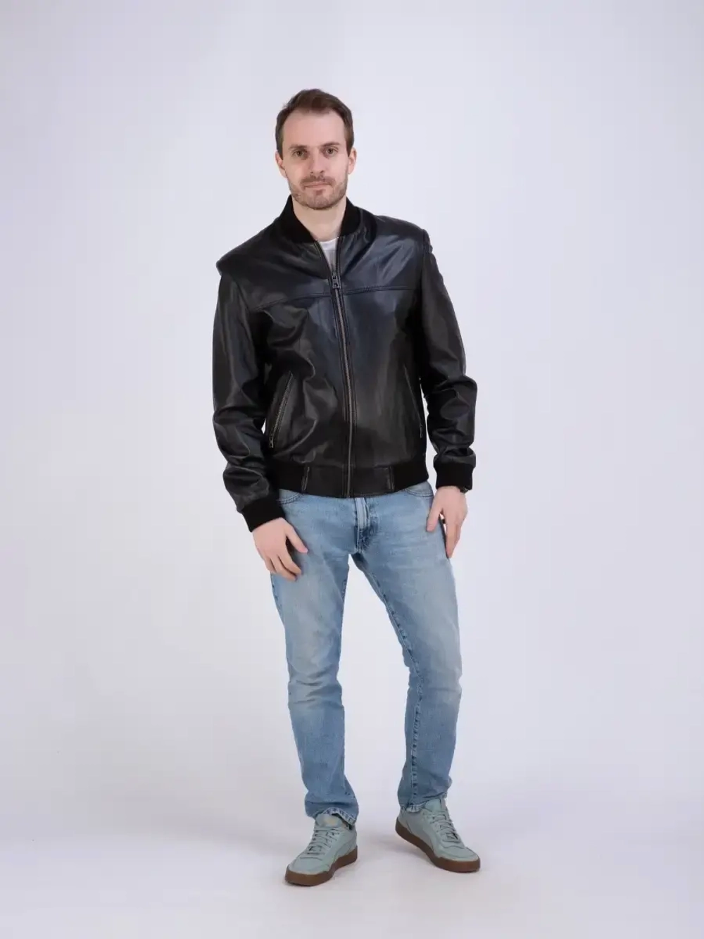 Бомбер из натуральной кожи