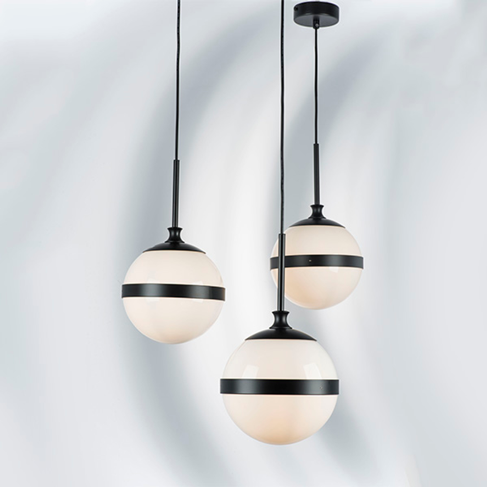 813117 Подвес GLOBO 1х40W E14 черный/белый