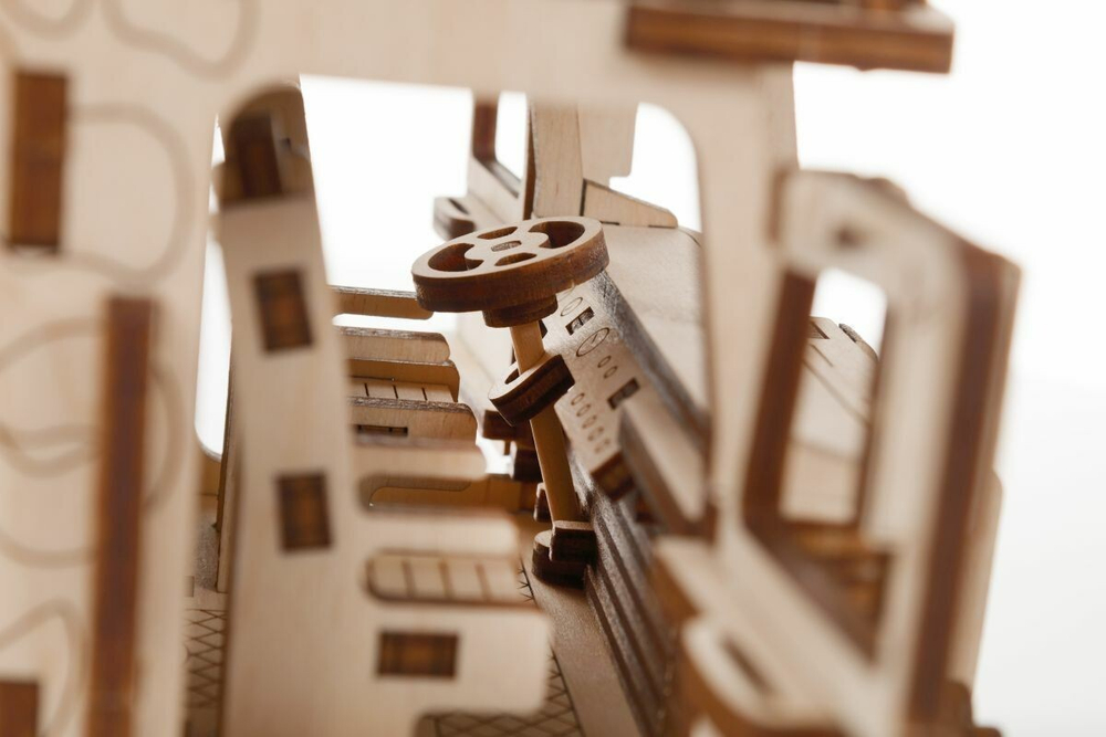 Грузовик Тягач Король дорог от EWA - Деревянный конструктор, сборная механическая модель, 3D пазл