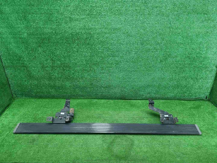 Подножка Lixiang L7 (2023-н.в.)