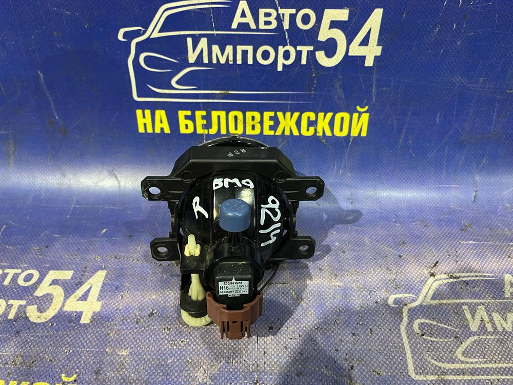 Туманка правая SUBARU LEGACY 2012-2014