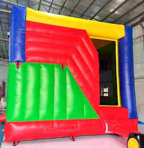 Коммерческий надувной батут «Динопарк 2» с крышей, 6*4*4,3 м