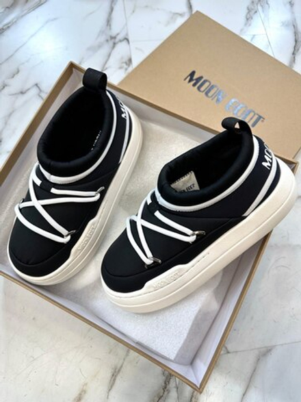 Дутики Moon Boot
