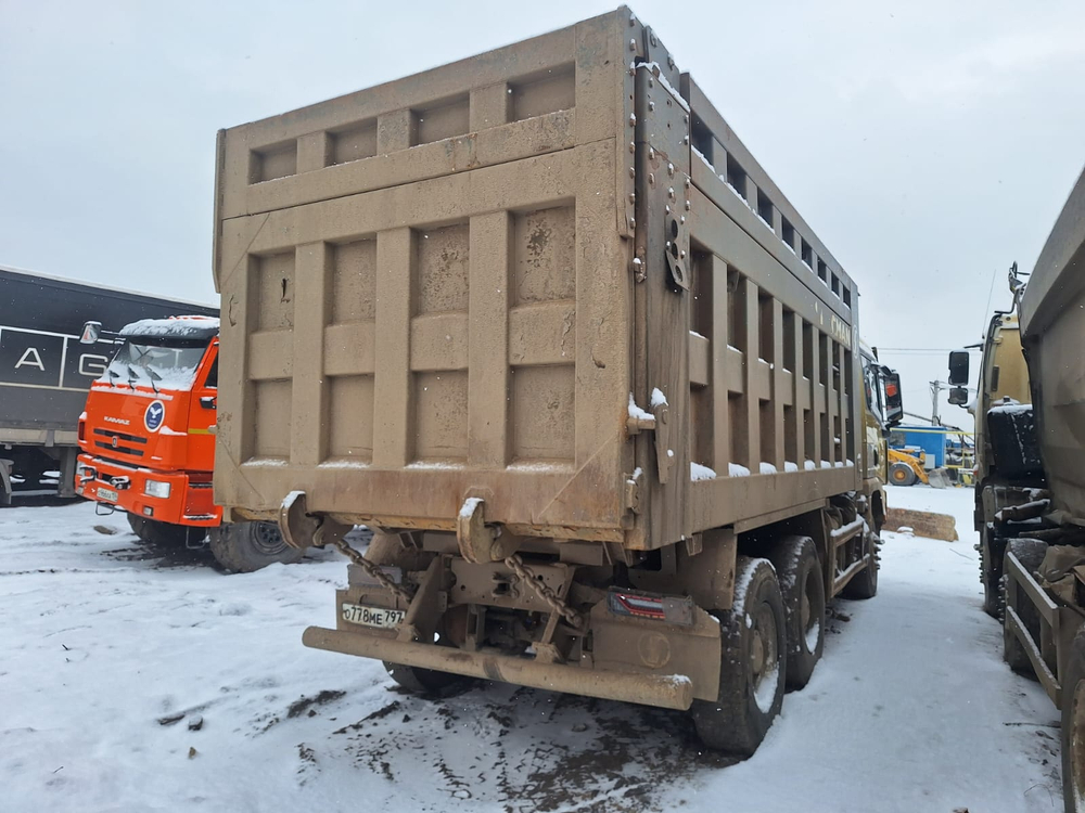 Shacman (Shaanxi) SX* 6x4 Седельный тягач SX42584V324 (Дизельный, 11,6 л, 423 л.с., МТ)