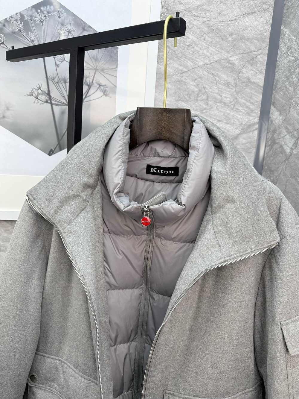 Пуховик Kiton