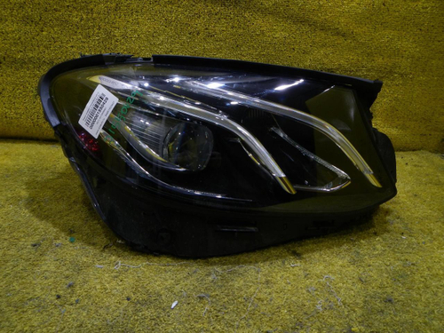 Битая Фара правая Mercedes E W213 (2016-2021) LED