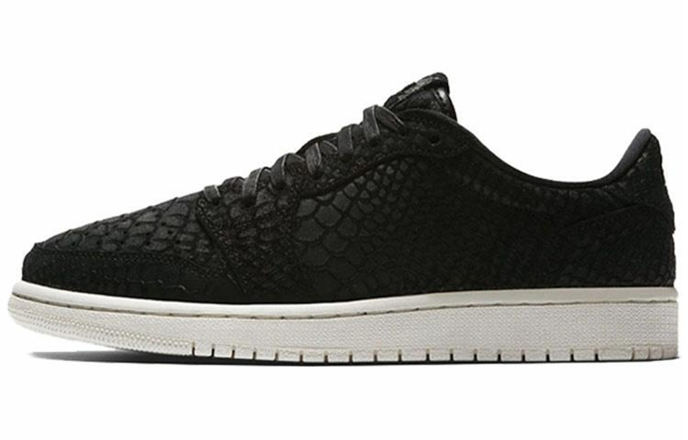 Кроссовки Jordan Air Jordan 1 Retro Low Ns (Женская размерная сетка)