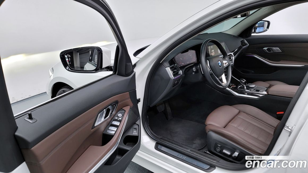 BMW 3 Series (G20) 320i Touring Luxury (09.2022)