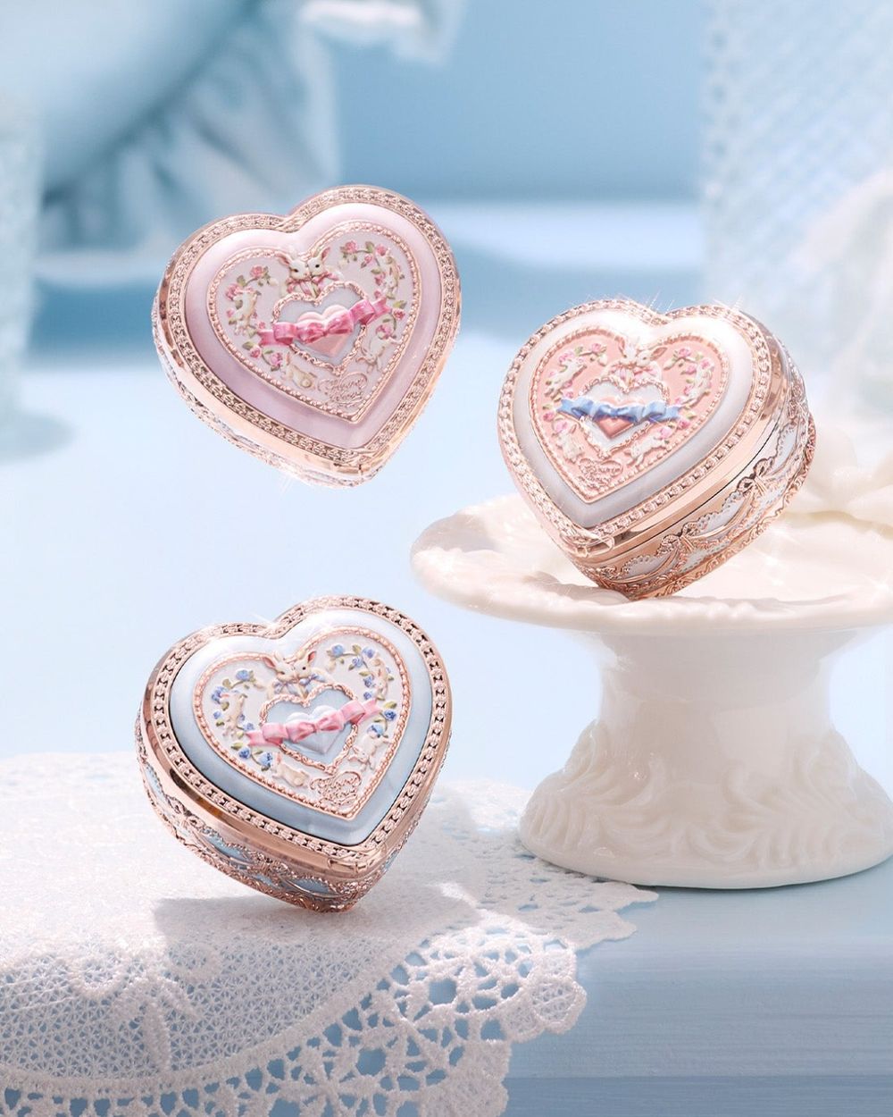Сатиновые румяна для лица Flower Knows Bunny Garden Embossed Blush - 05 Fairyland Reverie
