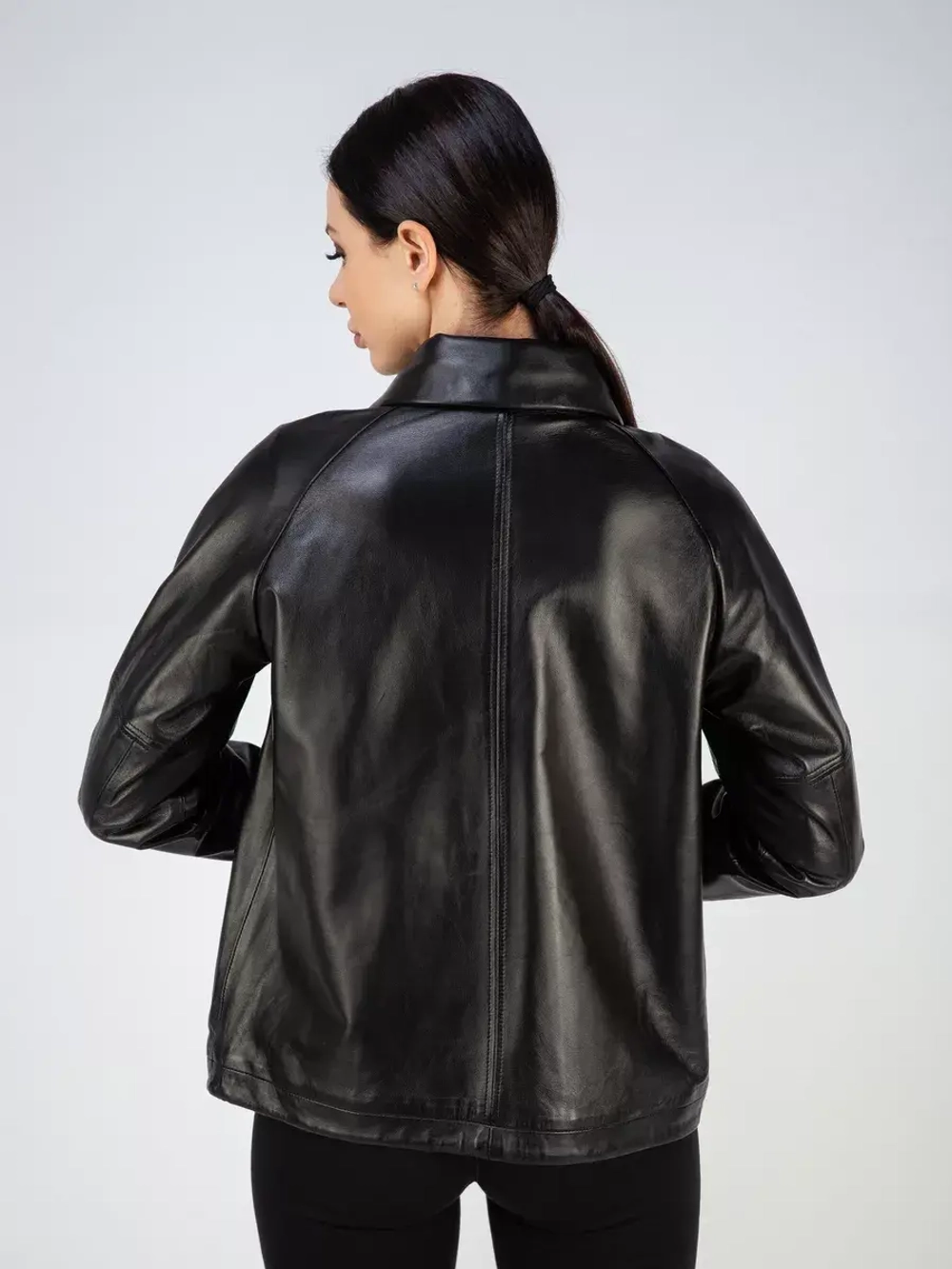 Кожаная куртка демисезонная