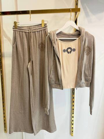 Костюм Chrome Hearts