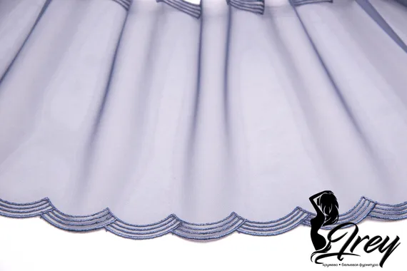 05-92 Вышивка на неэл. сетке 18 см, темная лаванда