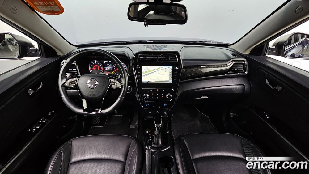 KG Mobility (Ssangyong) Very New Tivoli Бензин 1.5 2WD (03.2020)