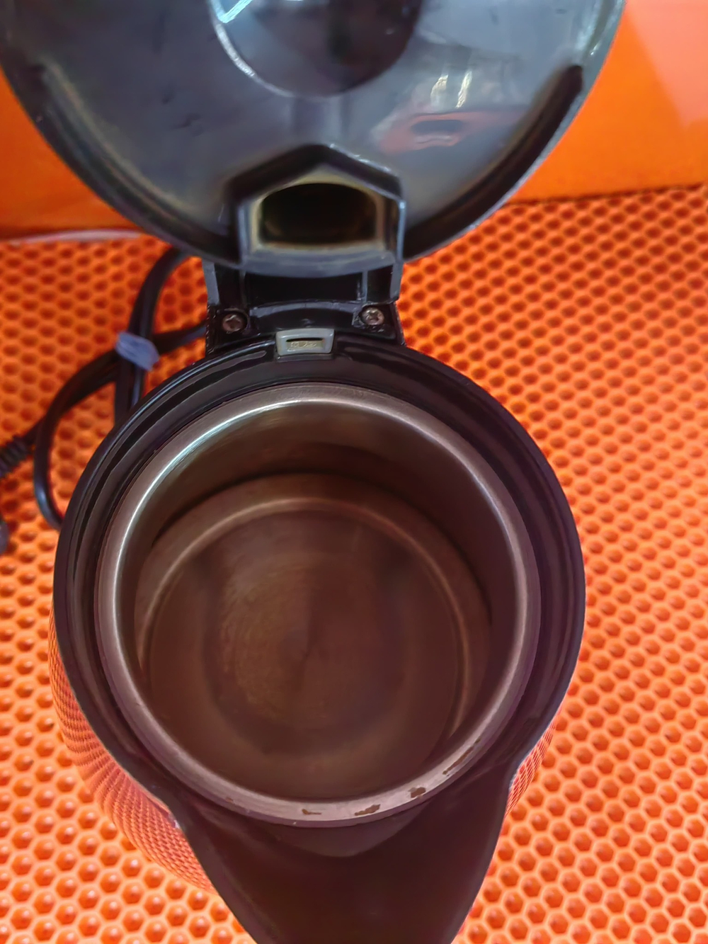 Чайник Kromax Endever KR-210S