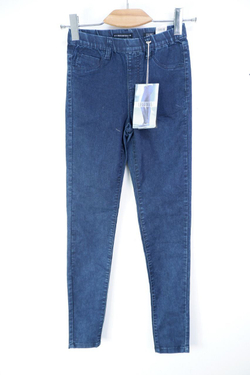 Леггинсы RESERVED как джинсовые 40 размер, новые