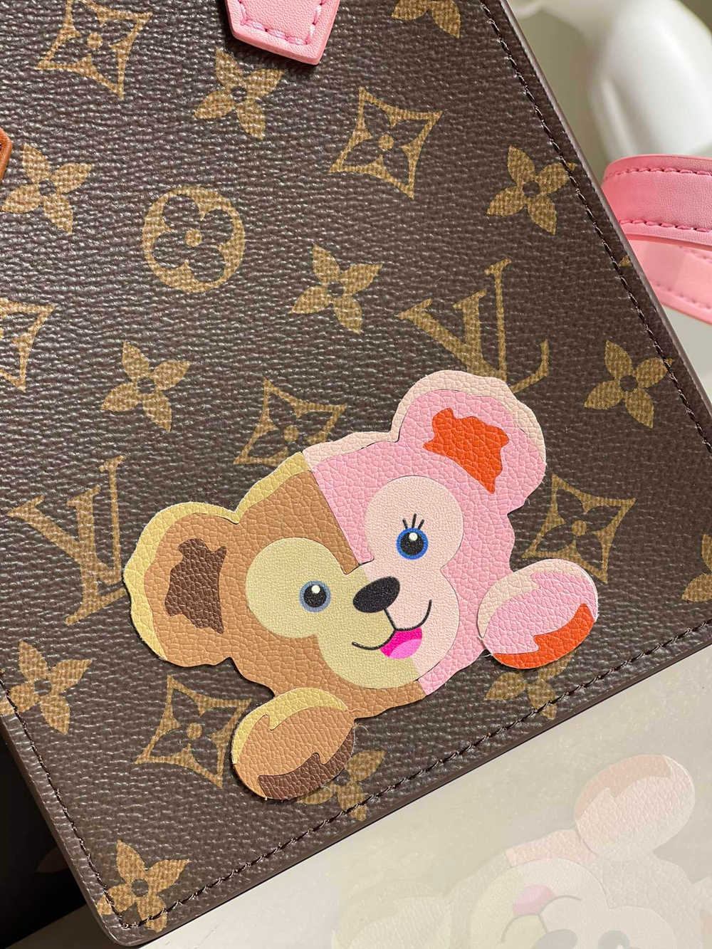 Louis Vuitton Petit Sac Plat