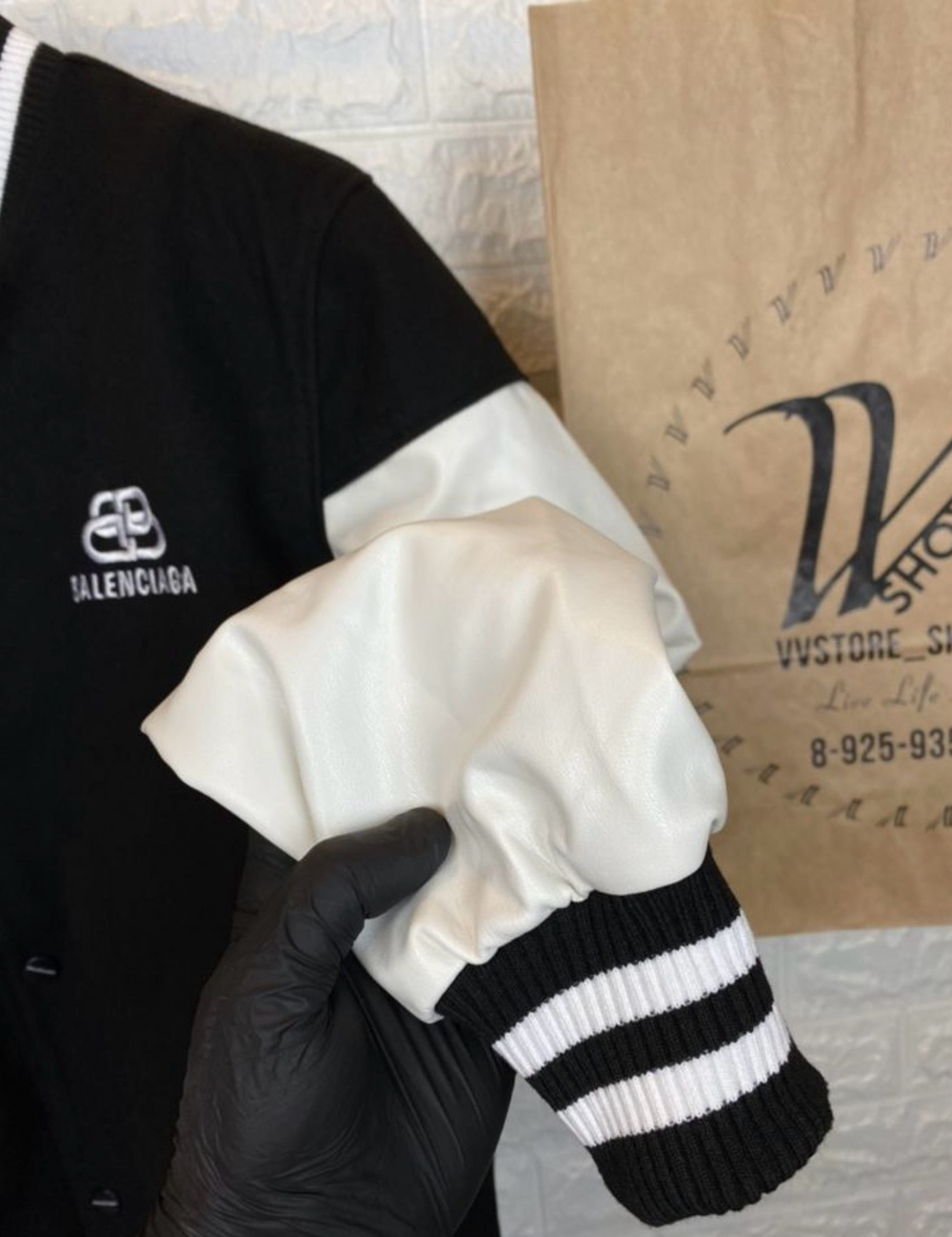 Бомбер куртка Balenciaga