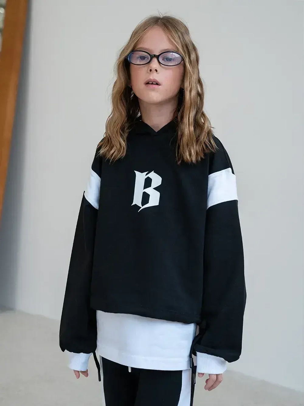 Спортивный костюм для девочки в школу