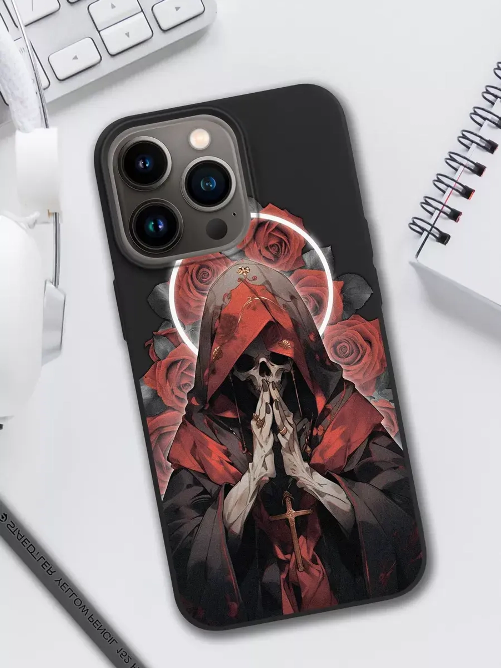 Чехол на iPhone 14 Pro с принтом