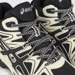 Кроссовки Asics Gel-Kahana 8 Mid White Black Wmns with Fur