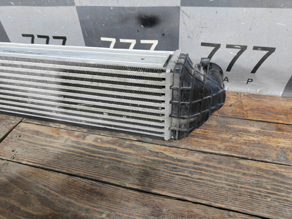 Интеркулер Geely Coolray 19-нв Б/У Оригинал 2074056300