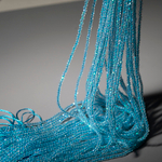 Голубая шпинель синтетическая с эффектом иризации, 2мм, шар, микроогранка