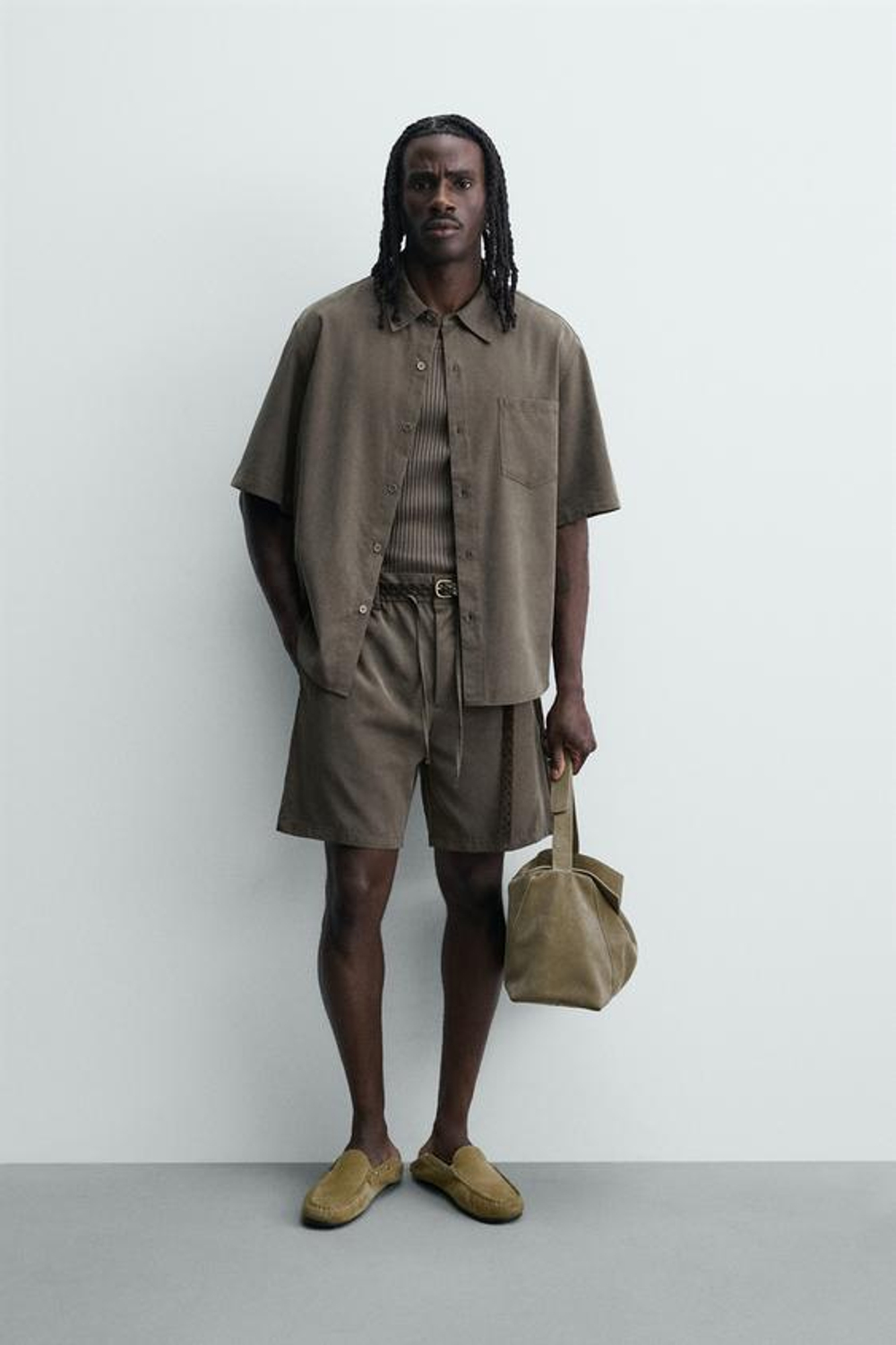 ZARA СТРУЯЩИЕСЯ ШОРТЫ RELAXED FIT, РОЗОВАТО-КОРИЧНЕВЫЙ