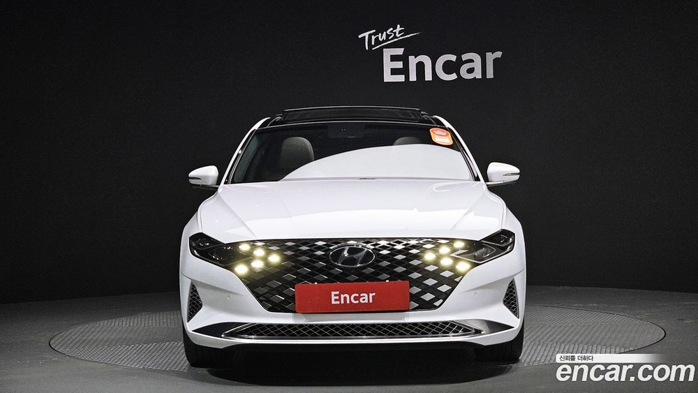 Hyundai The New Grandeur (Azera) IG 3.3 (12.2019)