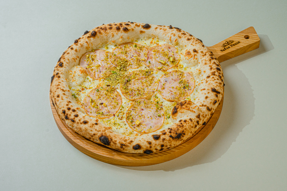 Ветчина с трюфельным соусом 30см