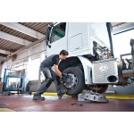 Аккумуляторный ударный гайковёрт GDS 18V-1050 H BOSCH 06019J8500