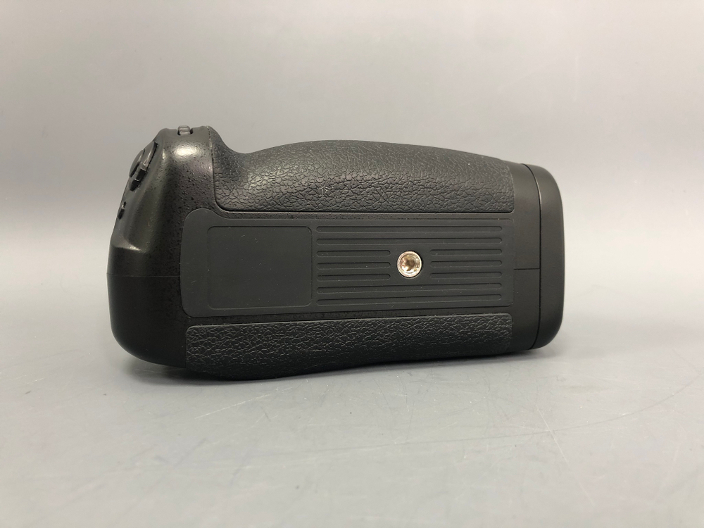 Nikon MB-D18 For Nikon D850