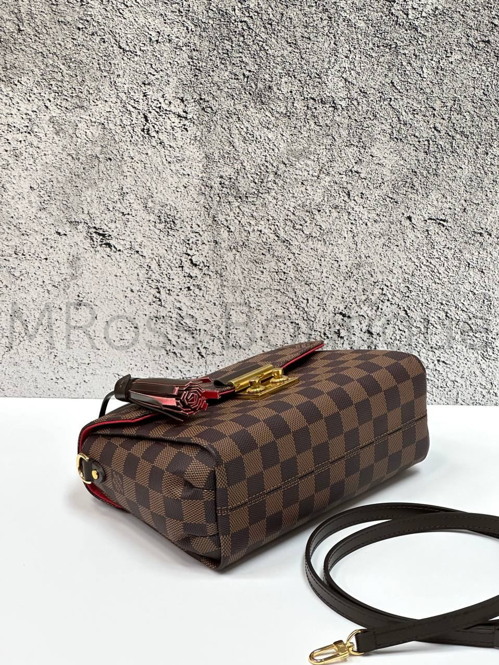 LOUIS VUITTON Женская сумка в коричневую клетку