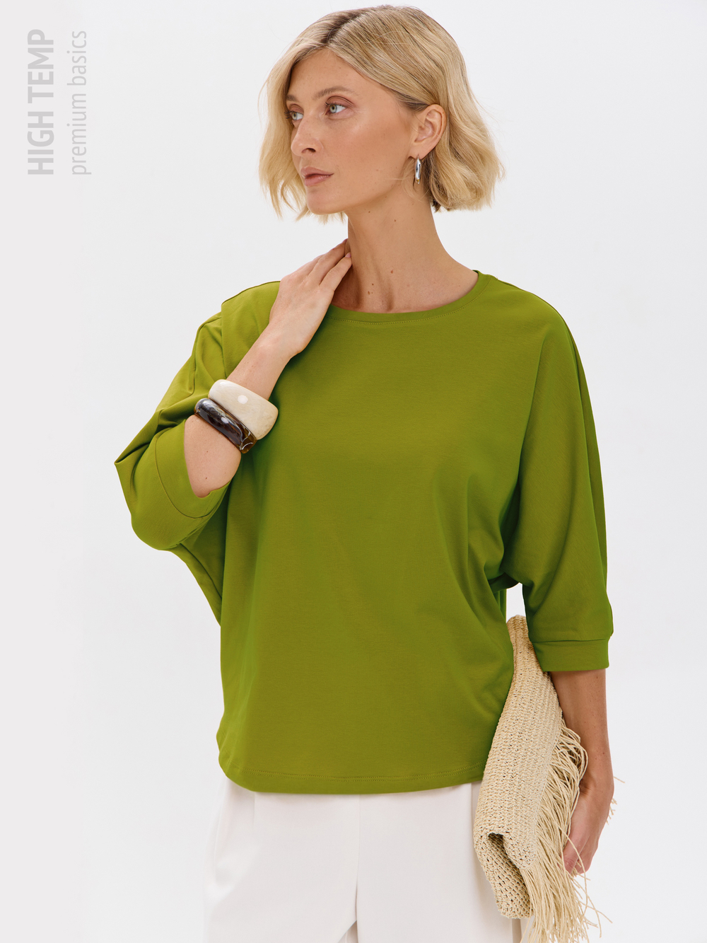 Свободная футболка летучая мышь с рукавом 3/4