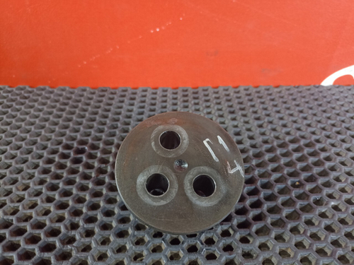 Ось промежуточной шестерни