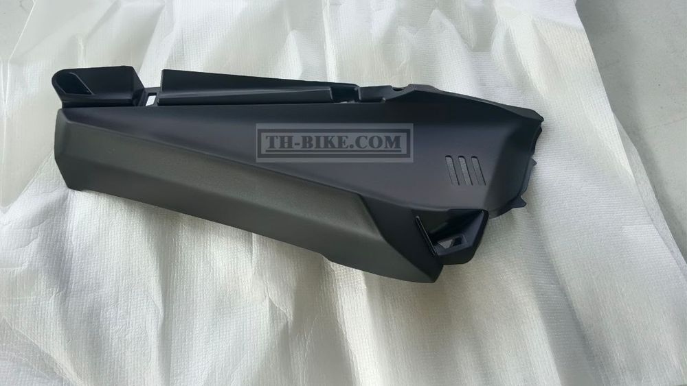 64530-K1B-T20ZA. COVER, R. FR. SIDE INNER *NH1* (NH1 BLACK). HONDA