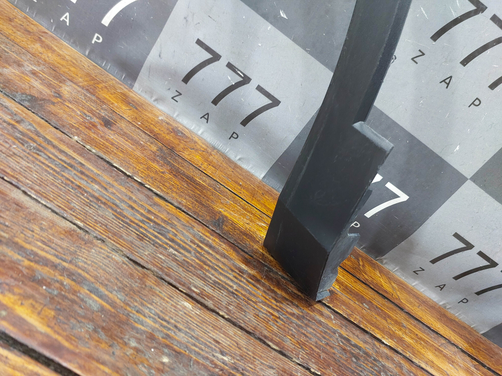 Накладка крыла переднего левого VW Tiguan 2 16-нв Б/У Оригинал 5NA854731E