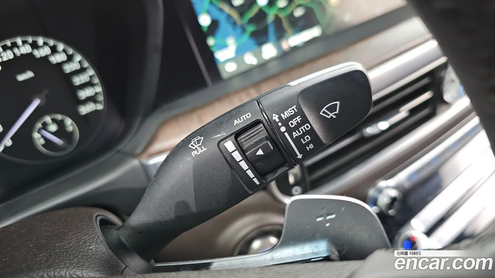 Genesis G90 3.3 T AWD (11.2020)